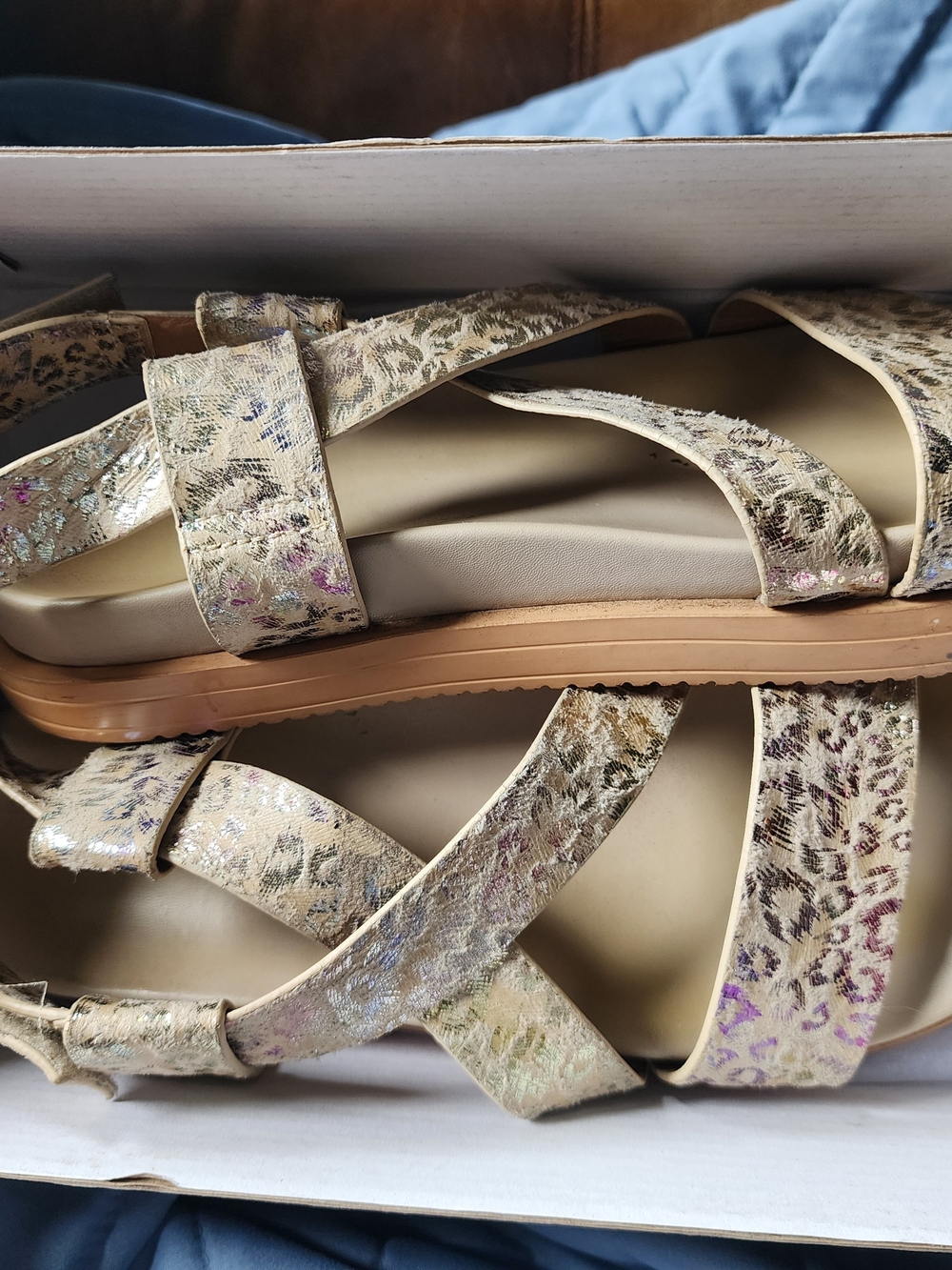 BOUTIQUE by Corkys Beige Leopard Sandal Box